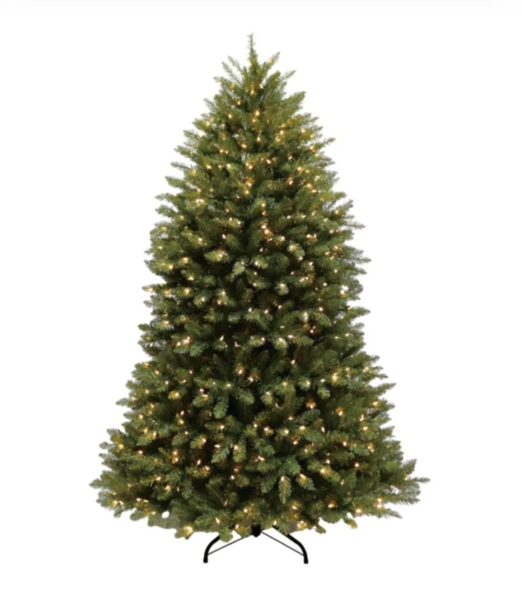 BRAND NEW! Pre-Lit Christmas Tree 800 LED
