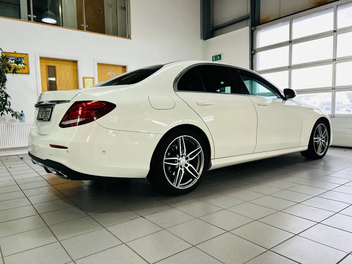 Mercedes-Benz E-Class 2016 - Image 4