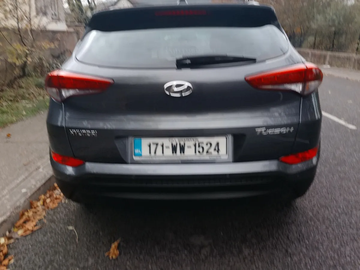 Hyundai Tucson Executive 5DR - Image 4
