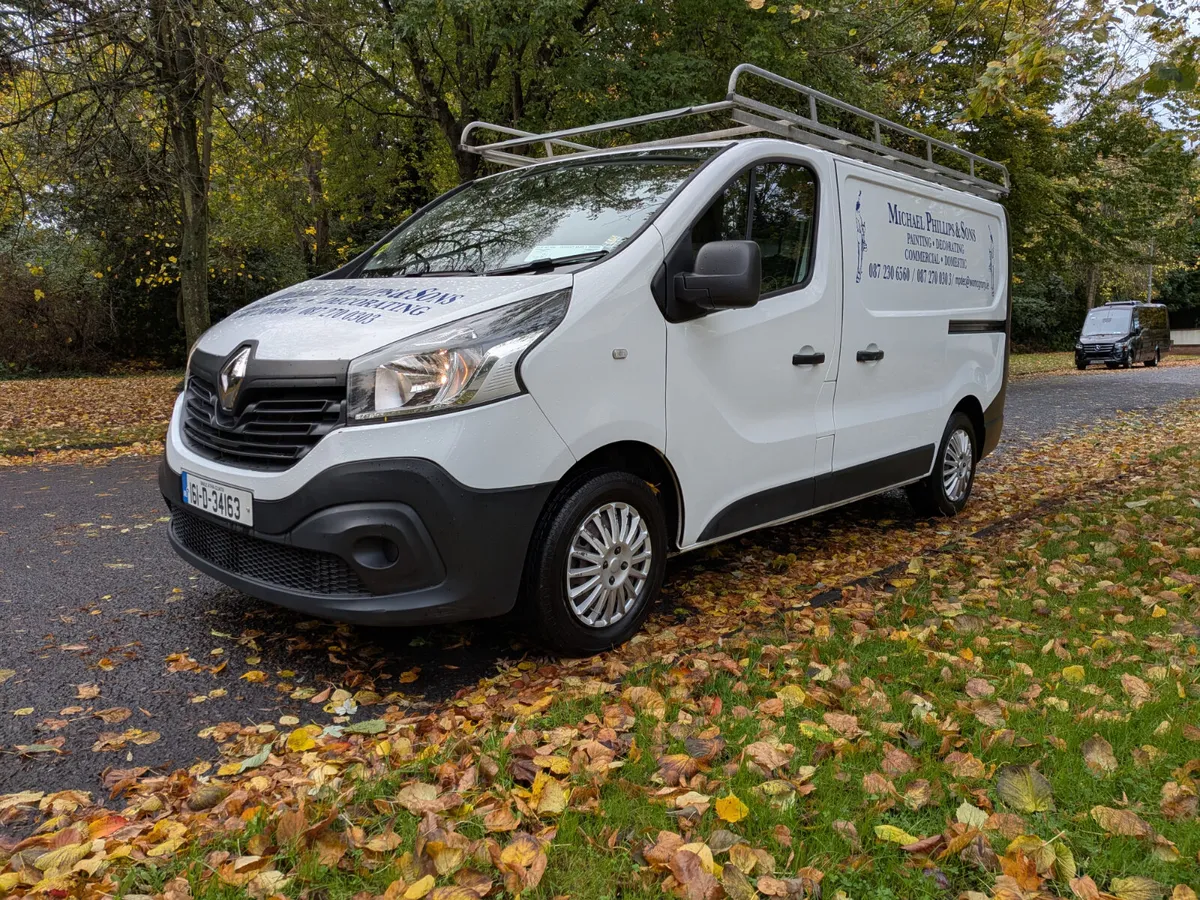 2016 Renault Trafic ***Tax and DOE*** - Image 2