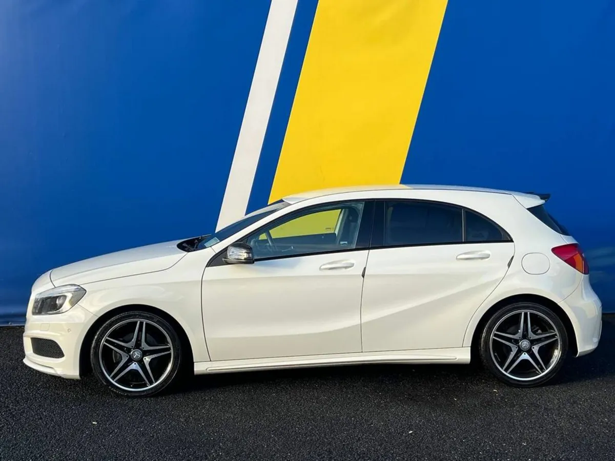 Mercedes-Benz A-Class A180 AMG-LINE 1.6 AUTO // LE - Image 3