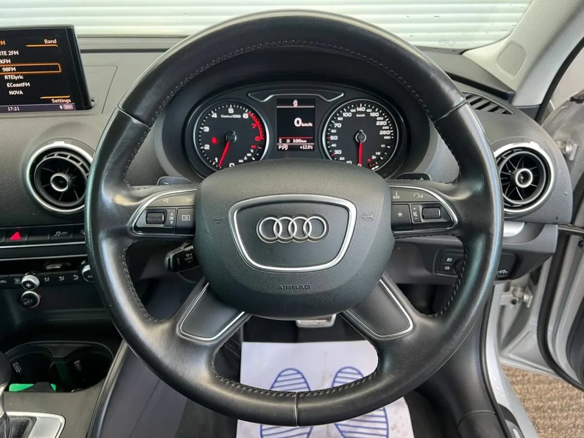 Audi A3 S-LINE PACK 1.4 TFSI AUTO // 18" S-LINE AL - Image 4