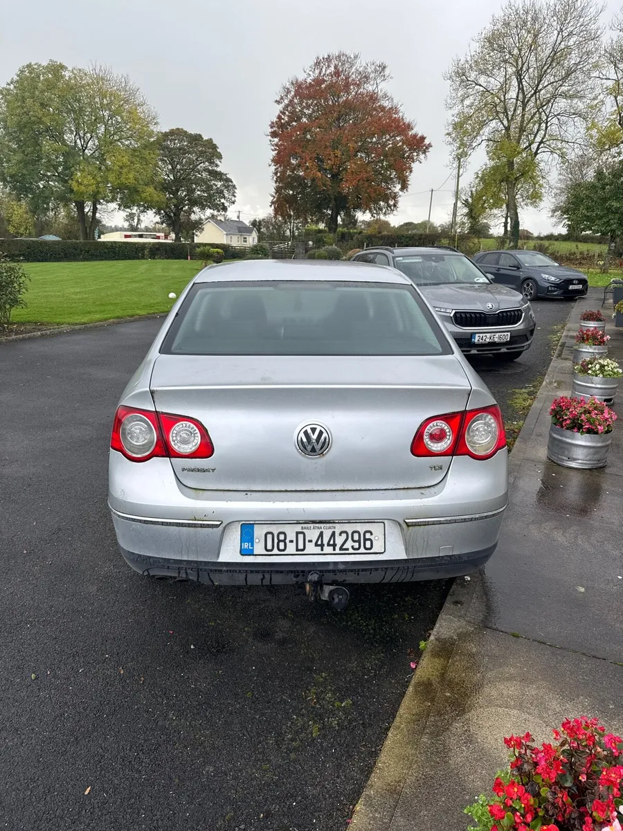 Volkswagen Passat, 2008 - Image 4