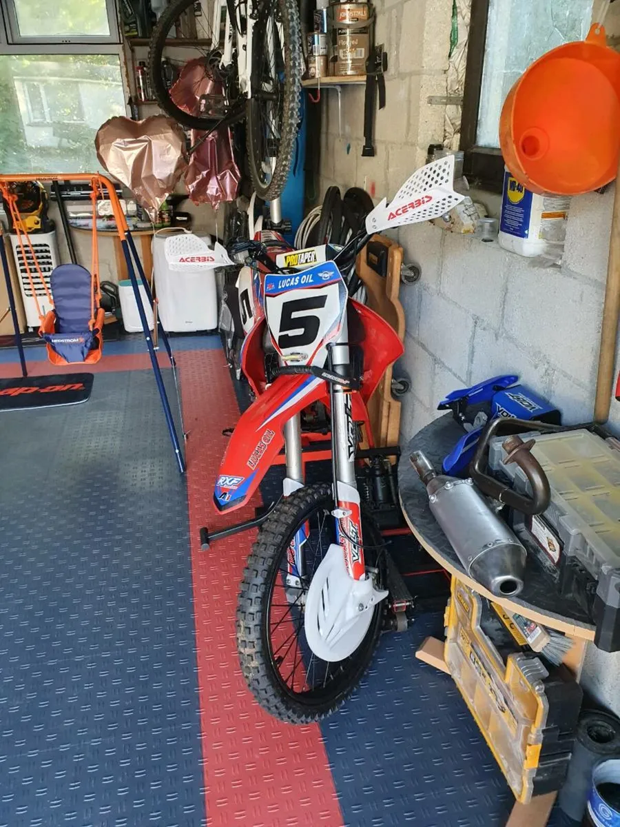 Wanted! Rxf 190cc engine for this bike🔴⚪️ - Image 1