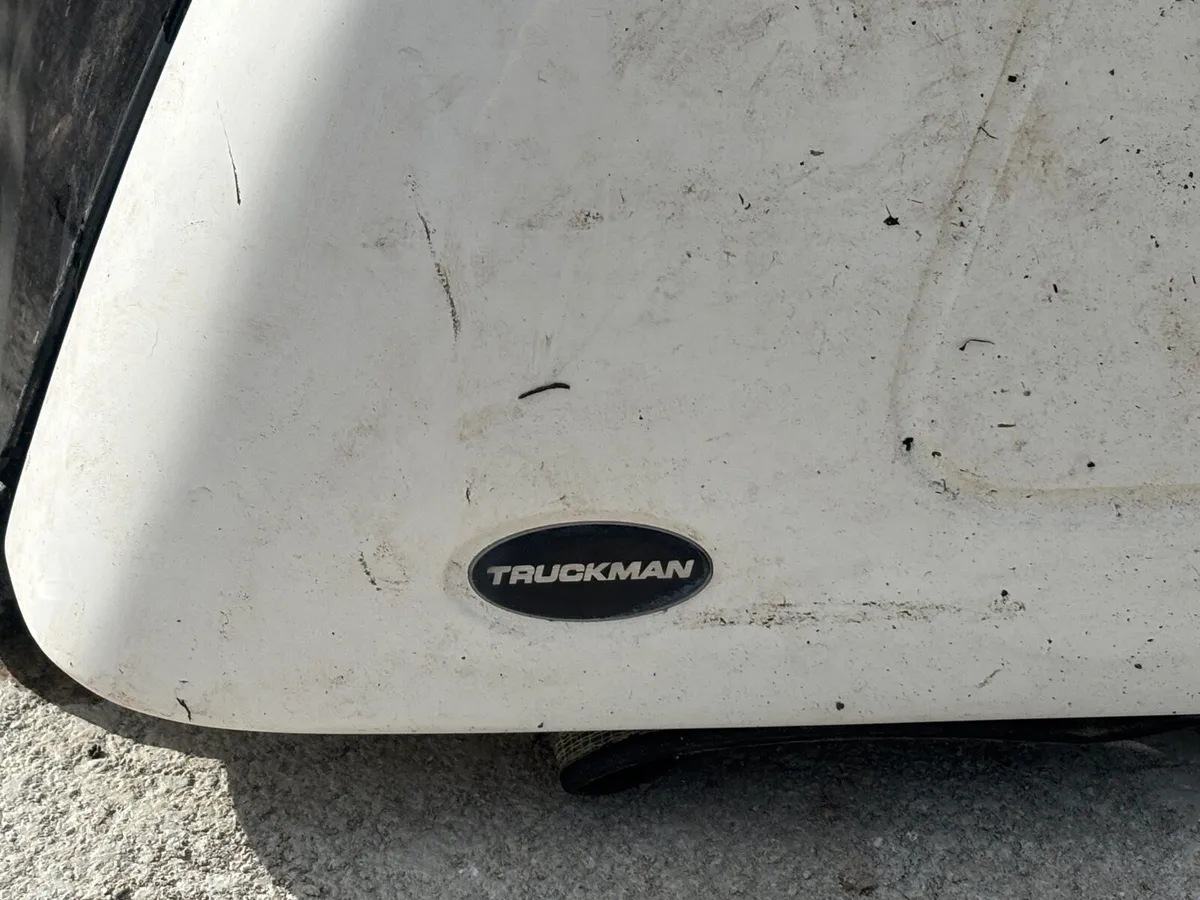 Toyota Hilux Canopy - Image 3
