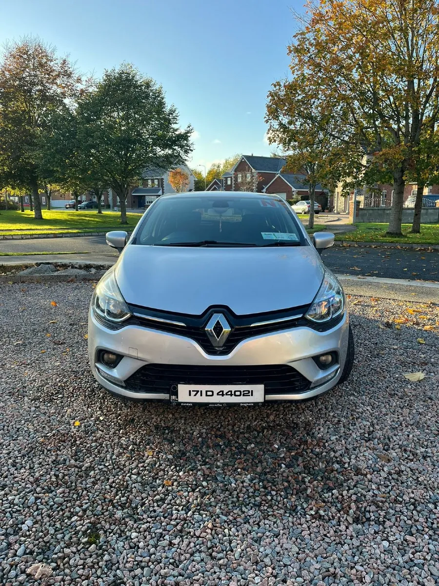 2017 Renault Clio Dynamique 1.1l - Image 1