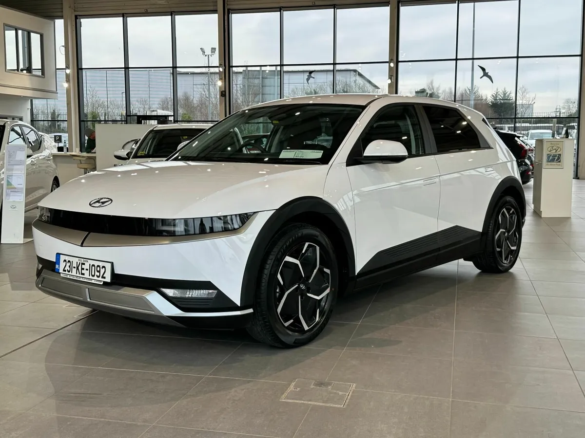 Hyundai IONIQ 2023 - Image 1
