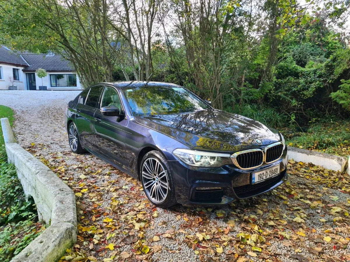 BMW 530e M-Sport Carbon Black Cream Leather - Image 3