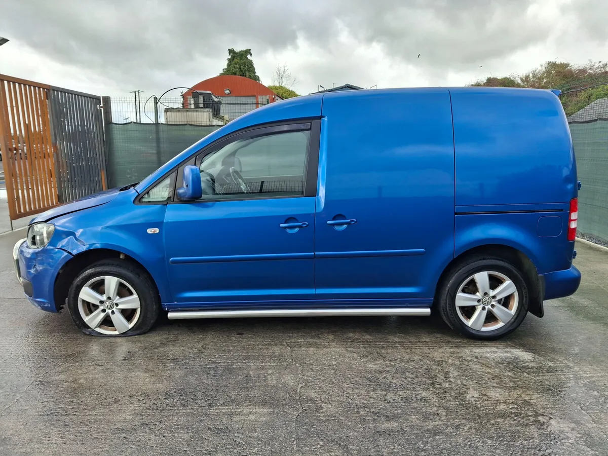 2011 Volkswagen Caddy  TDI - Image 4