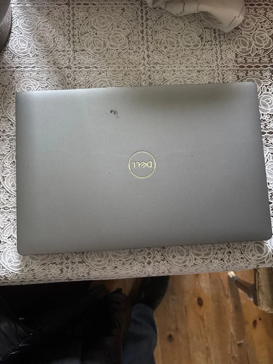 Dell latitude 5510 8gb laptop - Image 3