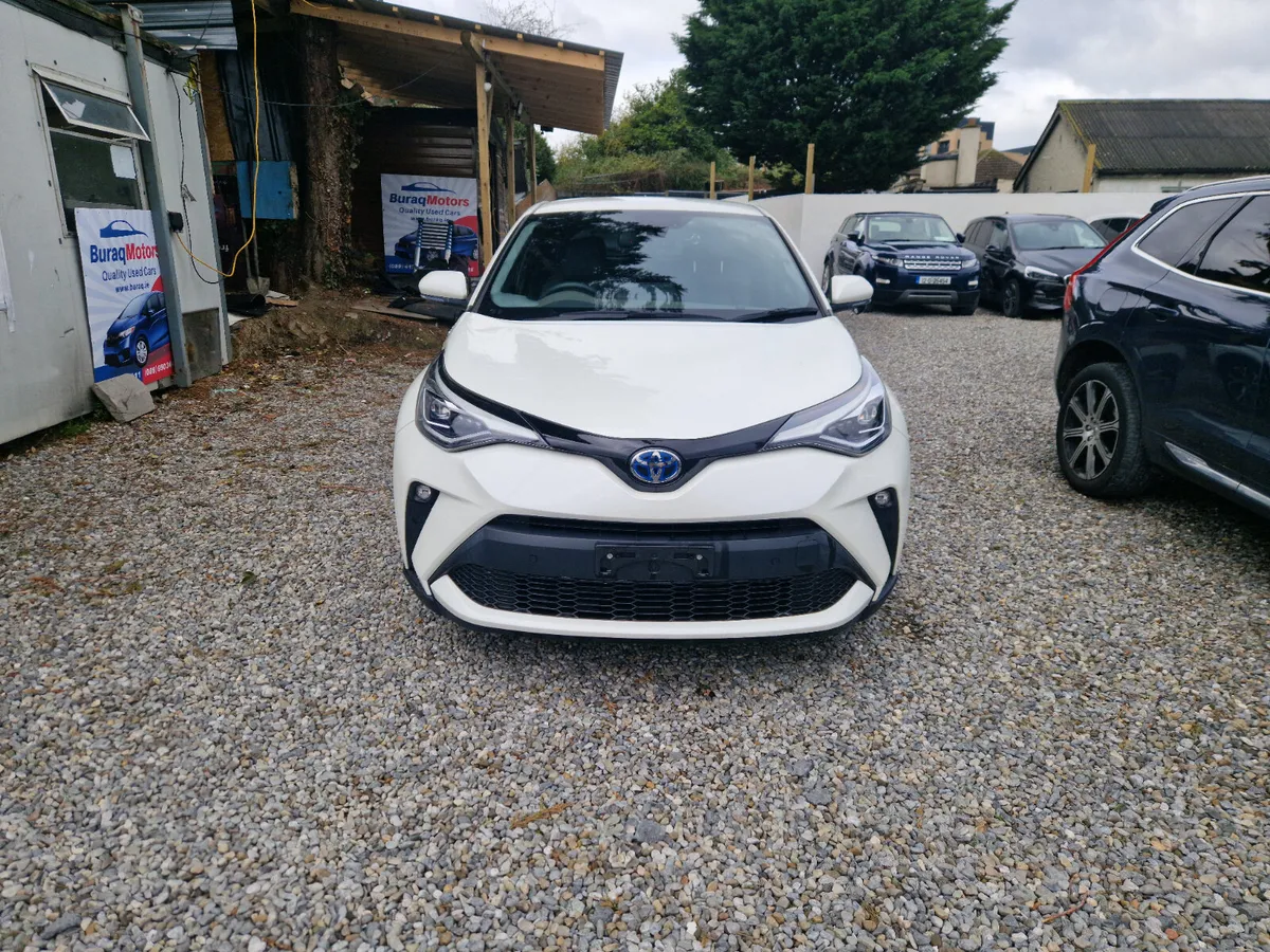 2018 Toyota C-HR G LED EDITION - Image 1