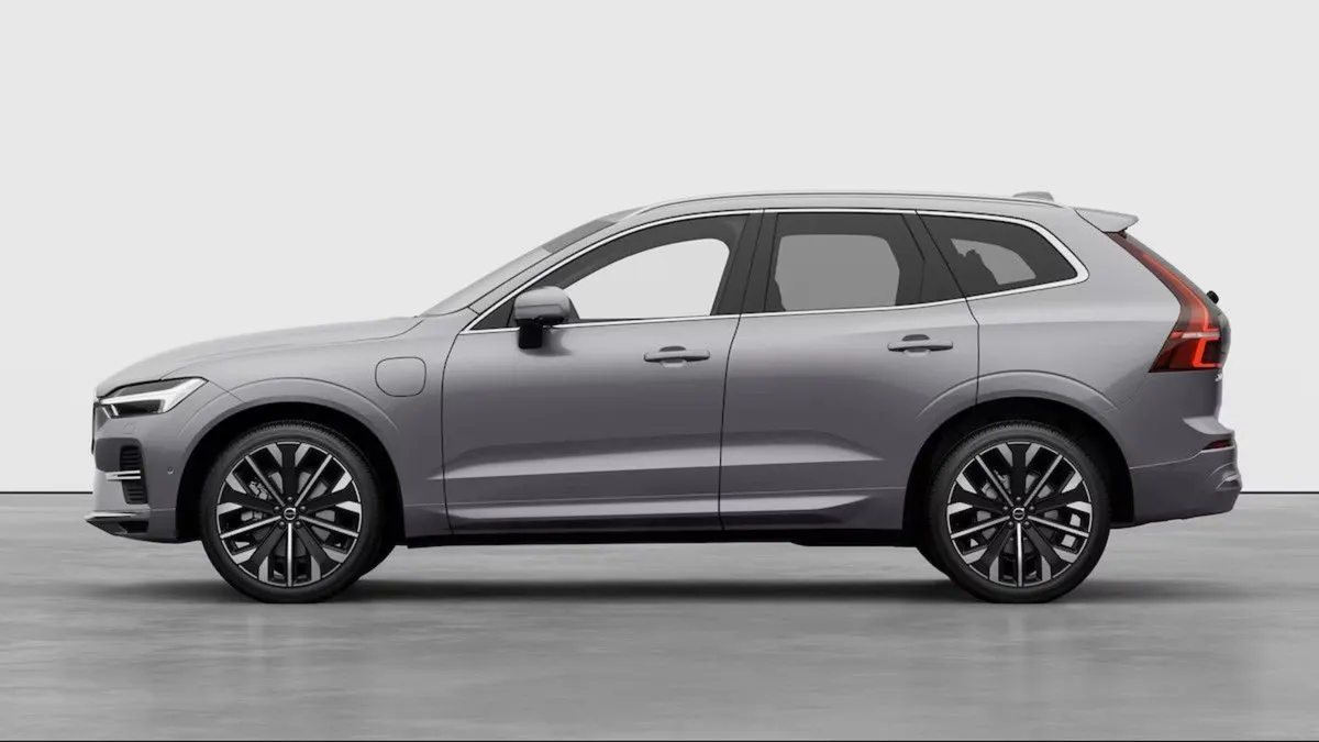 Volvo XC60 Xc60 Ultra in Aurora Silver - Image 3