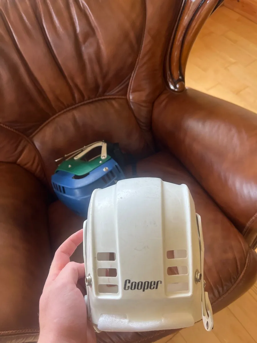 Cooper hurling helmet - Image 3