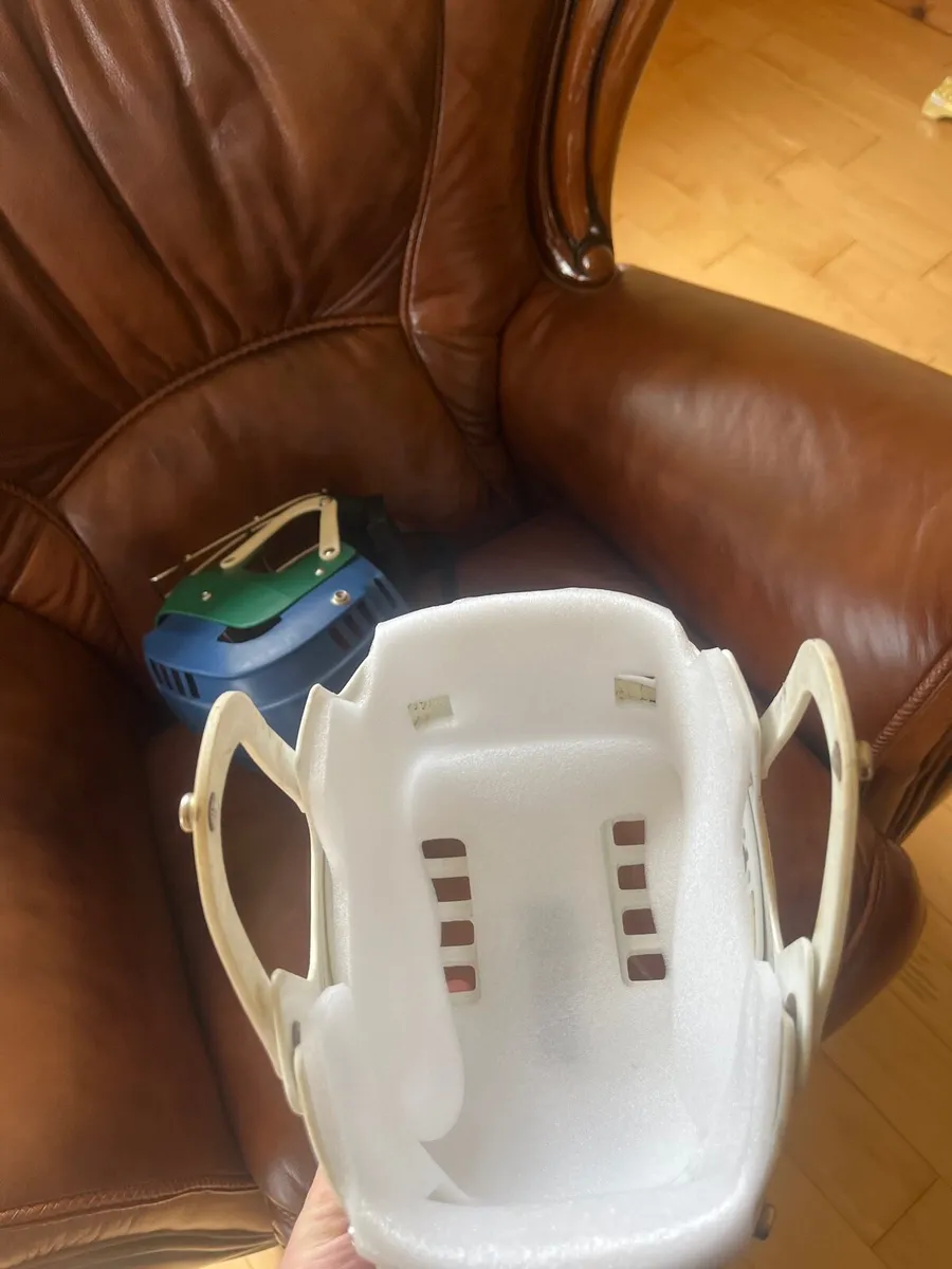 Cooper hurling helmet - Image 4
