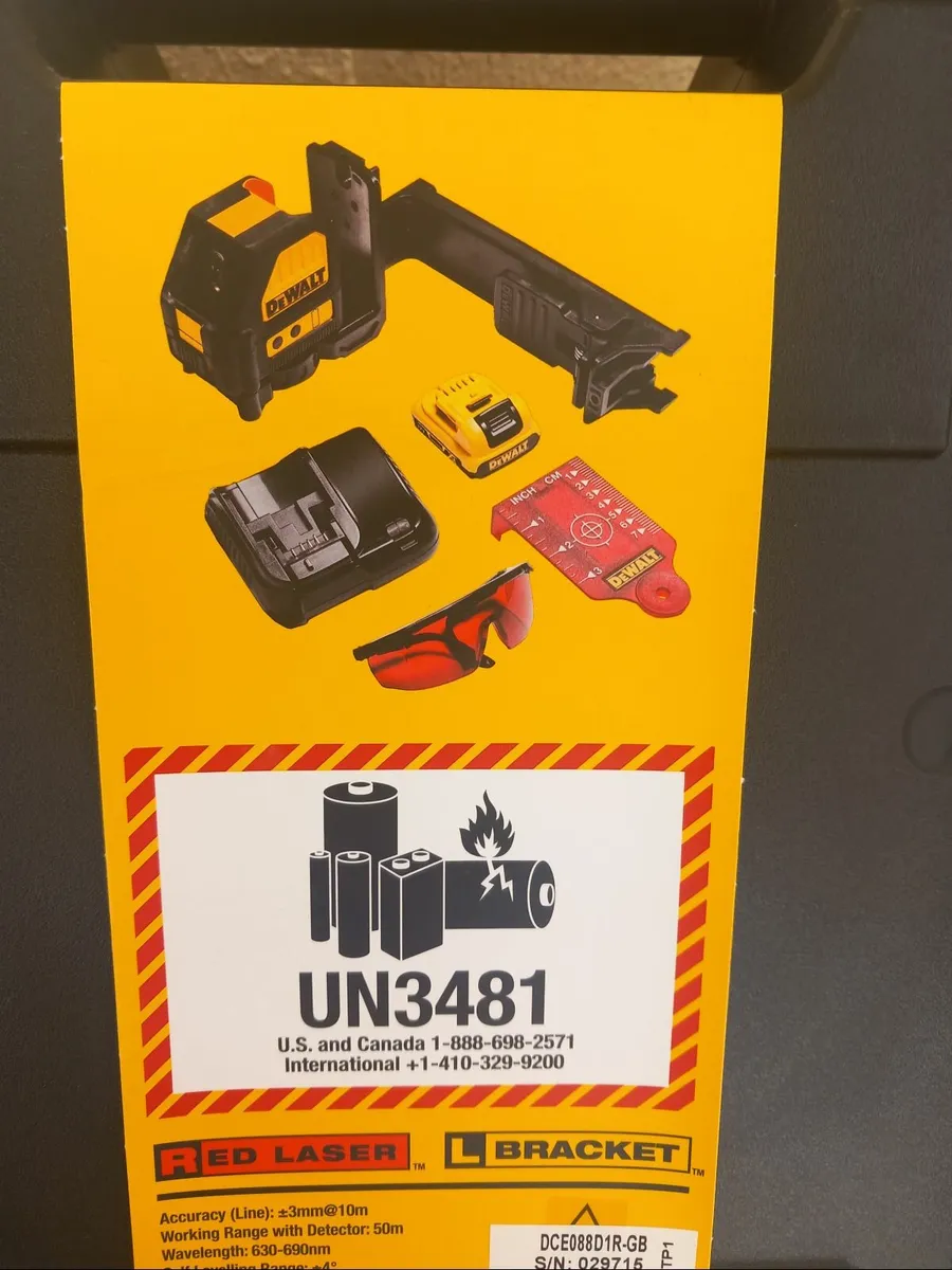 New 12v dewalt laser level - Image 2