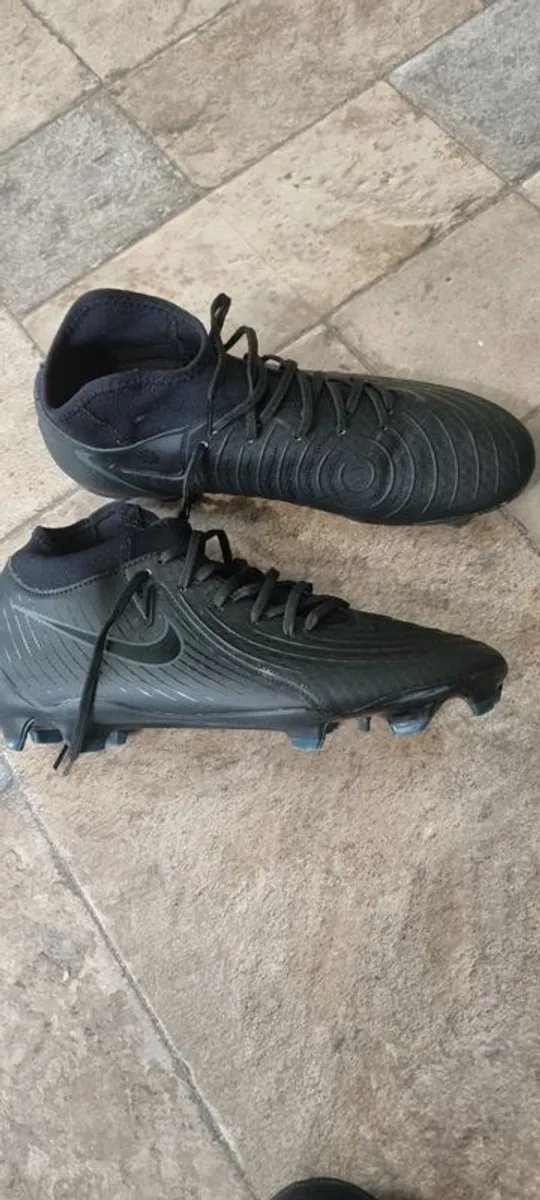 Football boots - Image 3