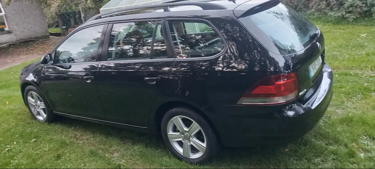 Volkswagen Golf 2011 - Image 3