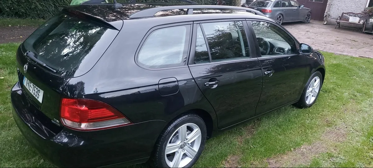 Volkswagen Golf 2011 - Image 4