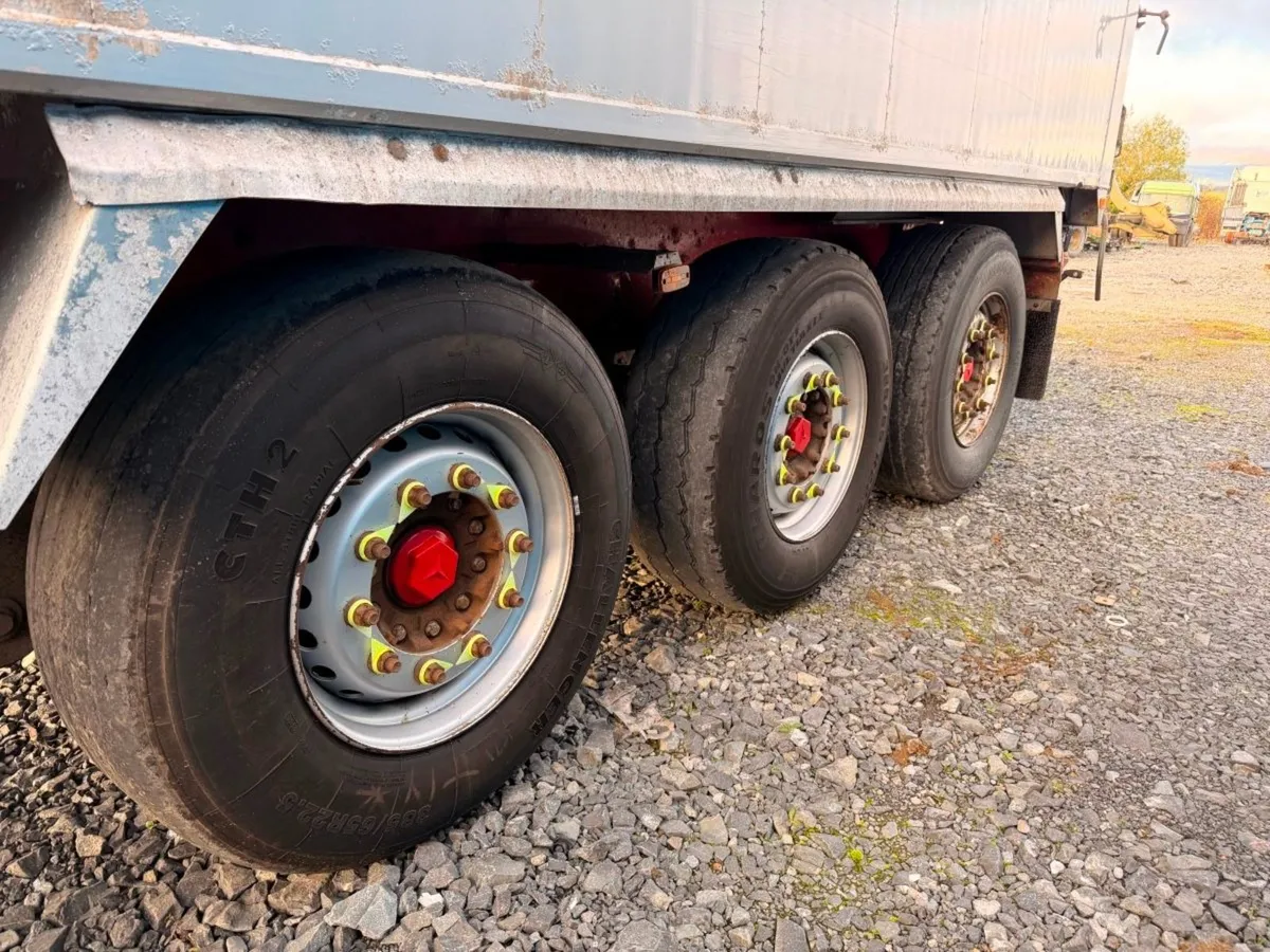2009 FRUEHAUF BULK TRAILER BULKER. - Image 3