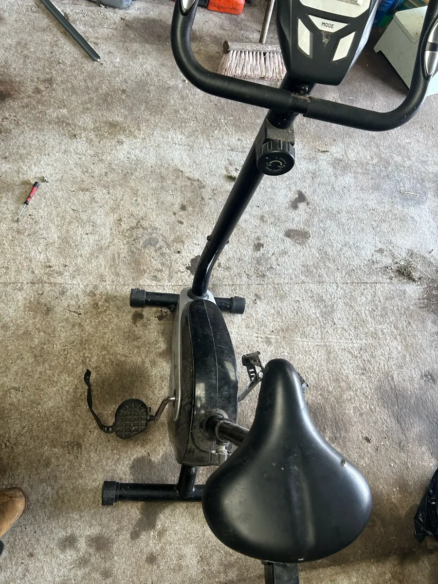 Exercise bike - Image 3