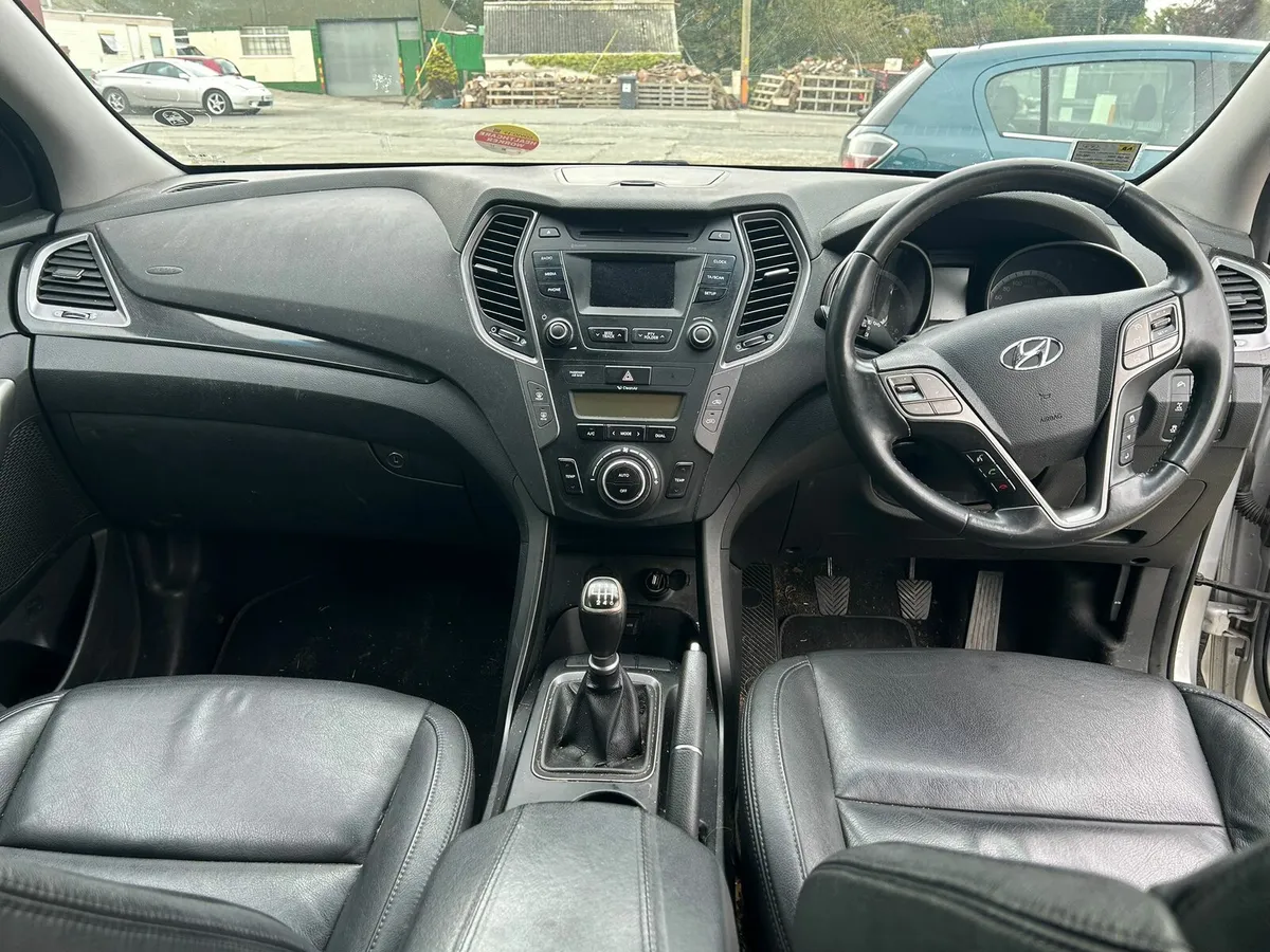 HYUNDAI SANTA FE  2.2D - Image 4