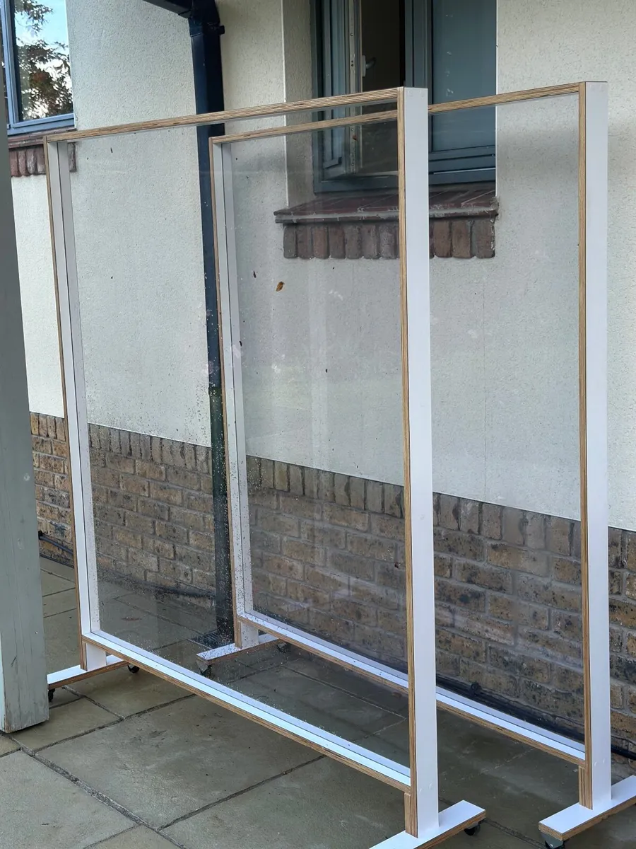 Screens - Image 2