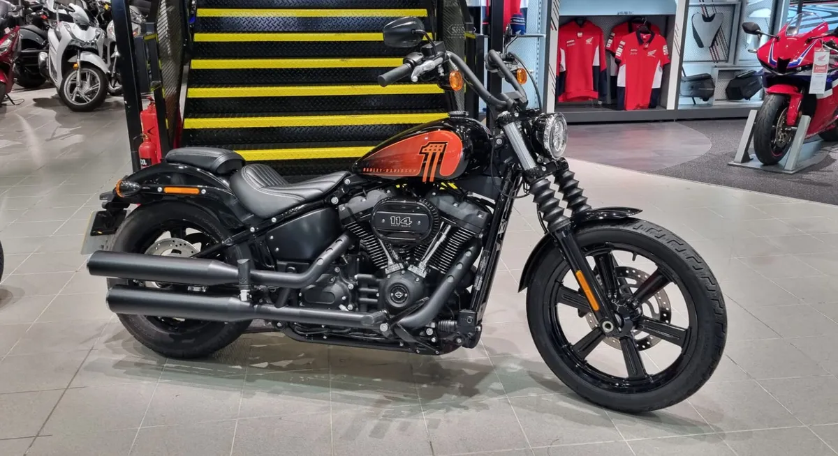 Harley Davidson Street Bob 1868 - Image 1