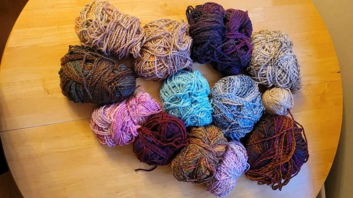 Knitting wool - Image 1