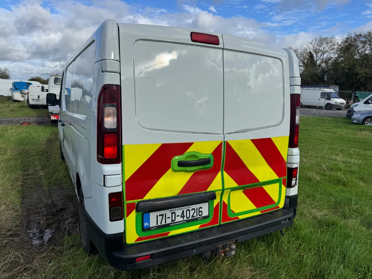 Renault Trafic (Aircon ) - Image 4