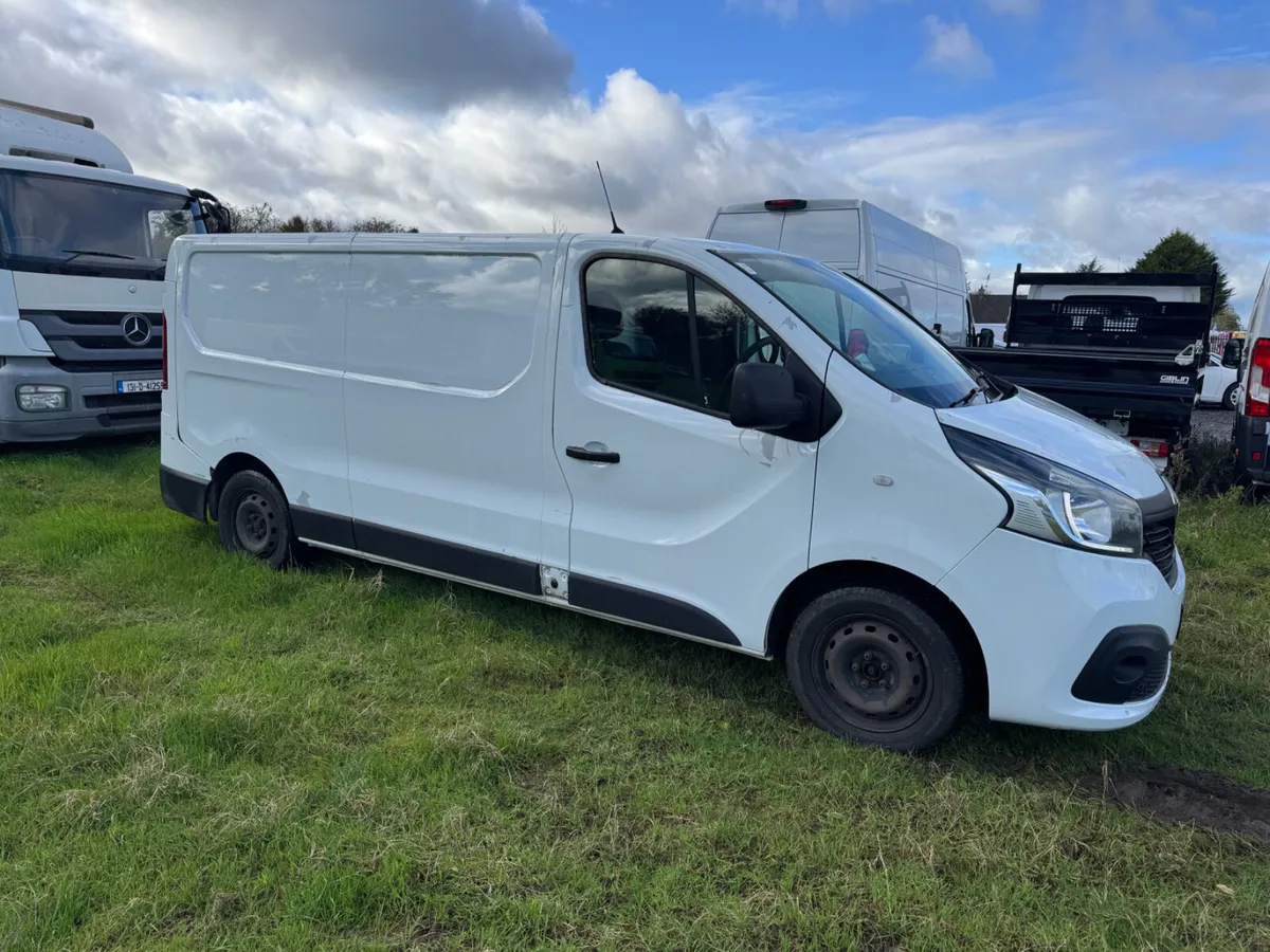 Renault Trafic (Aircon ) - Image 2