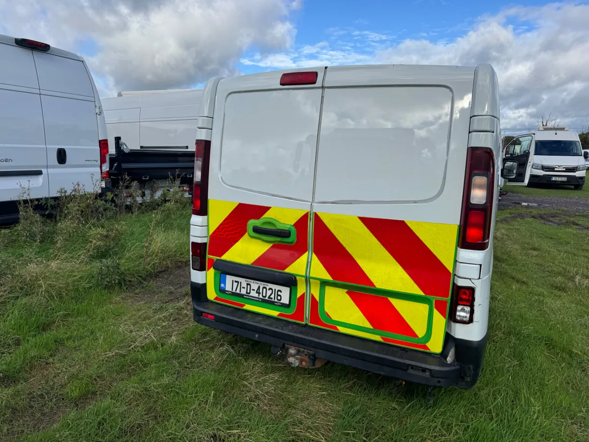 Renault Trafic (Aircon ) - Image 3