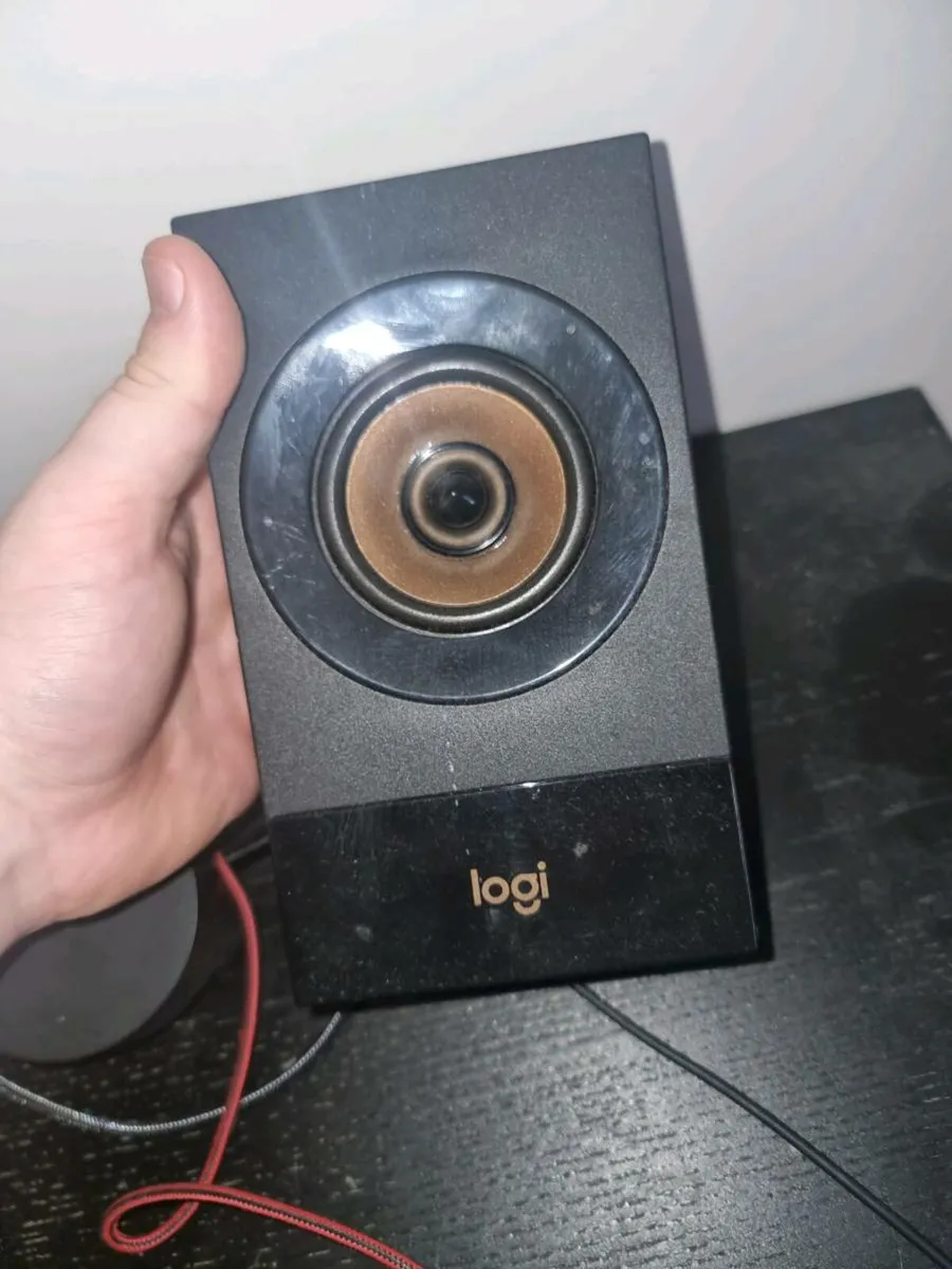 Logitech Z533 Speakers - Image 1