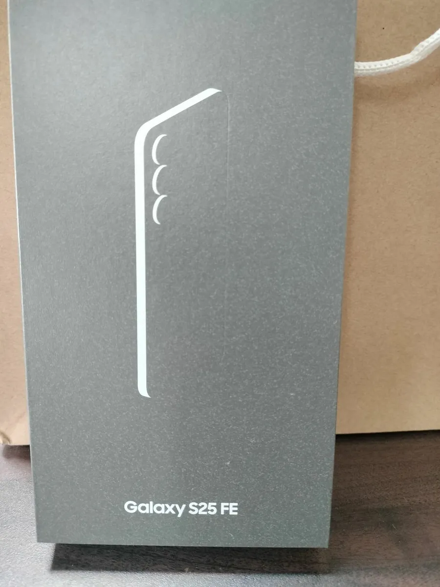 Phone - Image 2