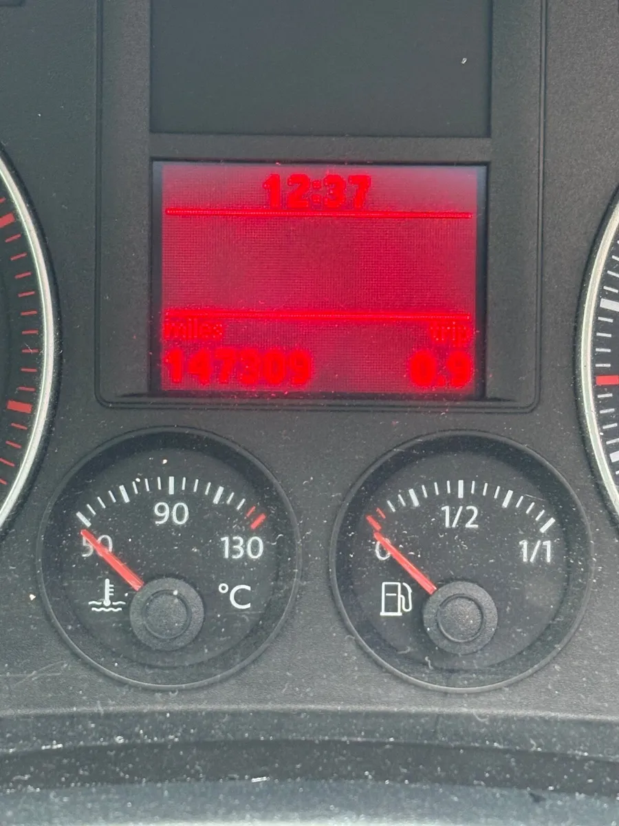 Volkswagen Golf 2008 - Image 2