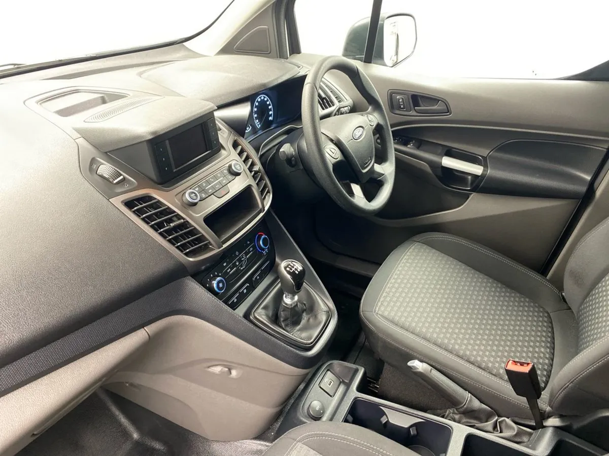Ford Transit Connect Transit Connect LWB HP Trend - Image 3