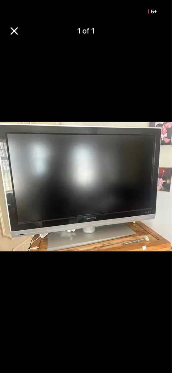 50 inch Philips tv not smart