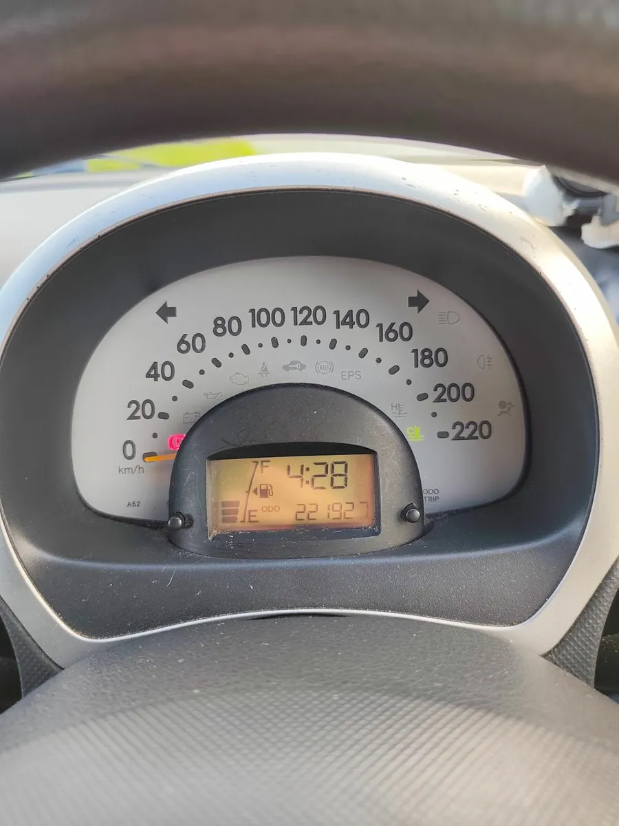 Daihatsu Sirion 2008 - Image 3