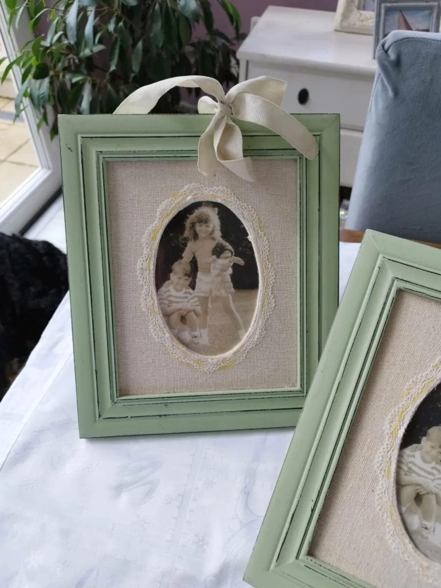 Photo frame - Image 1