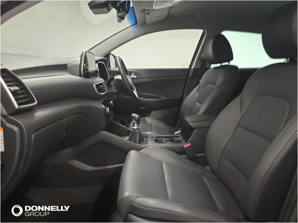 Hyundai Tucson Diesel Estate Premium - Image 4