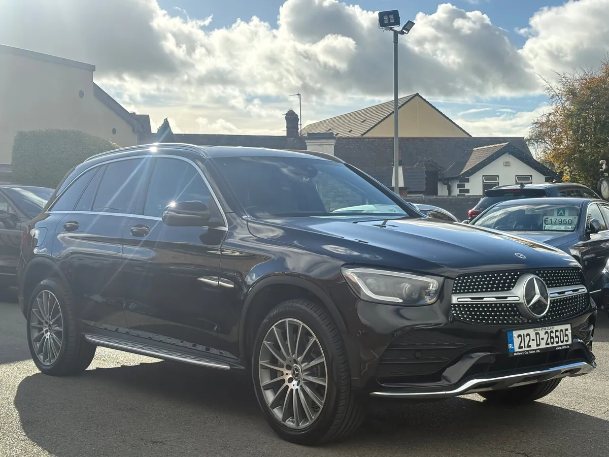212 Mercedes-Benz GLC 300DE AMG Line - Image 3