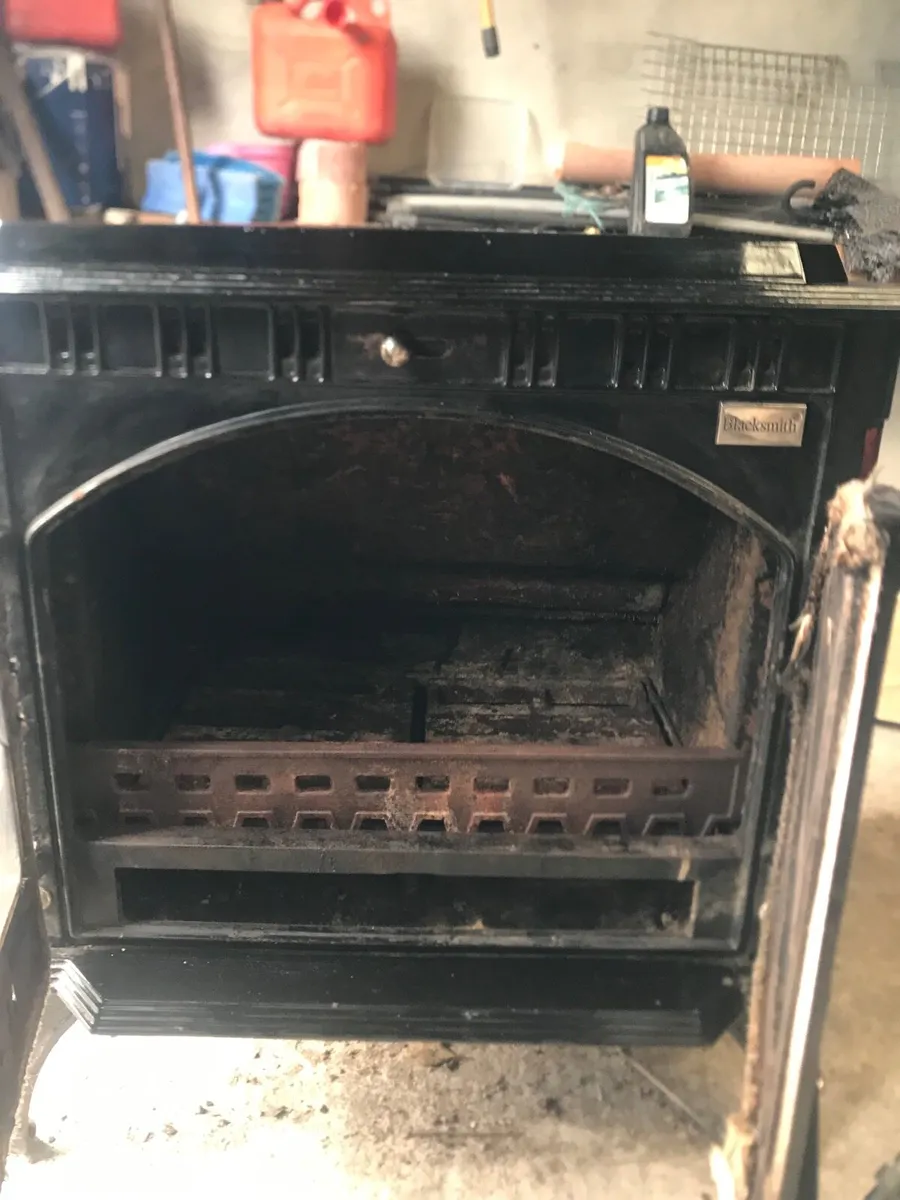 Blacksmith stove - Image 1