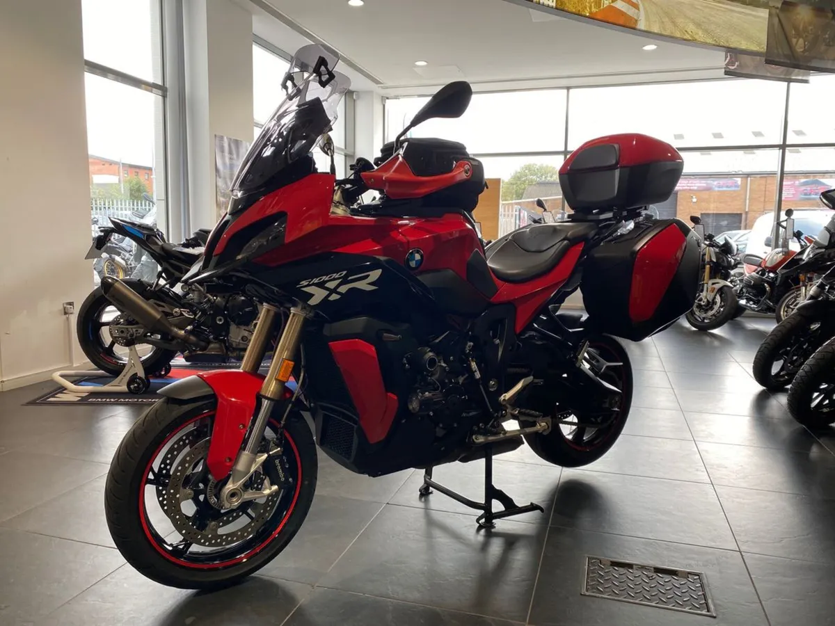 2023 BMW S1000XR TE with Luggage, Nav & Cameras! - Image 4