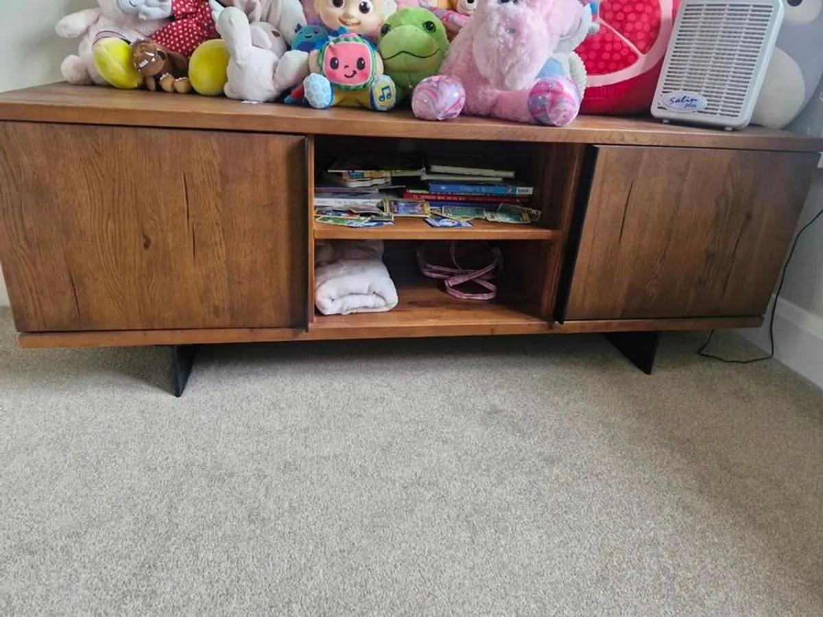 Solid Oak TV unit - Image 4