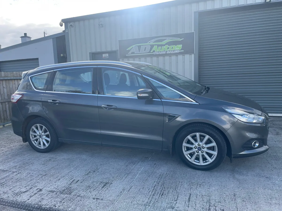 Ford S-Max - Image 4