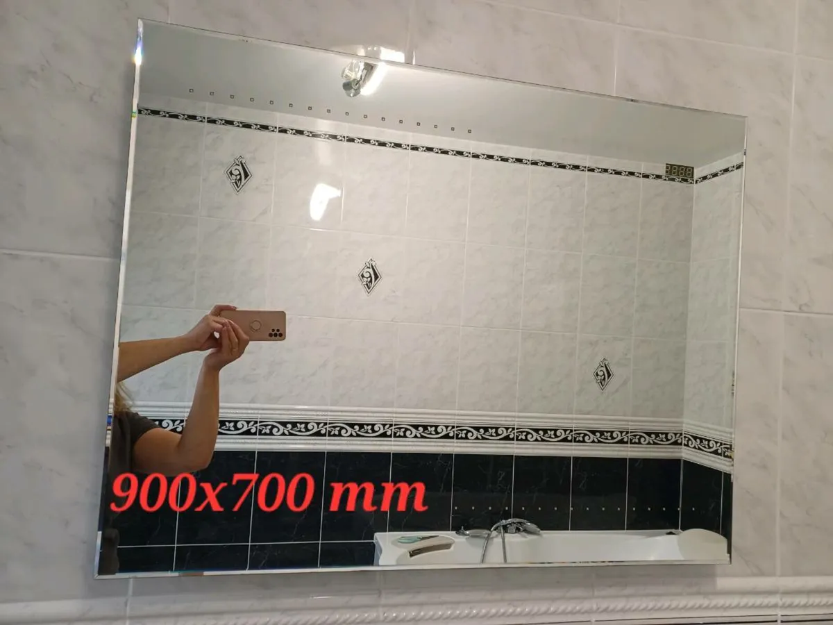 Bathroom mirror with lights - Image 1