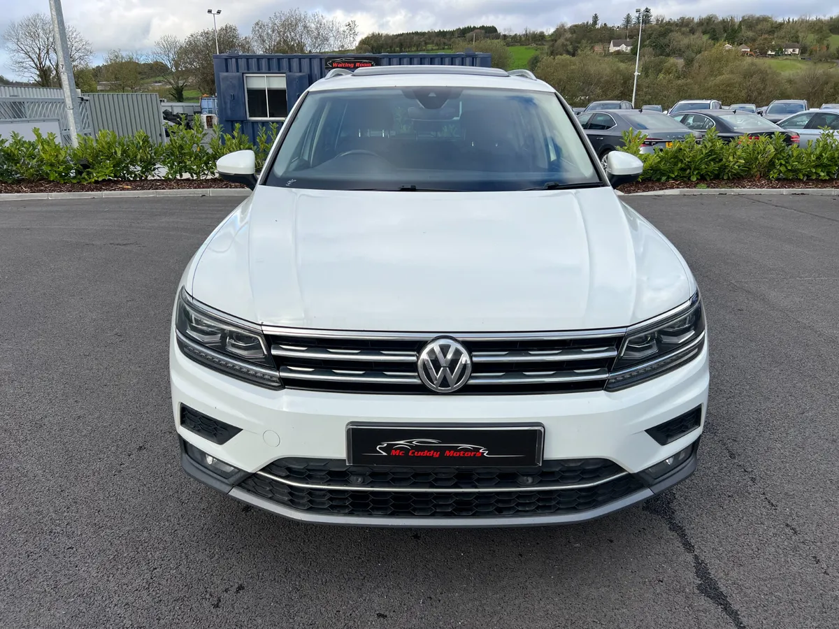 2018 (182) Volkswagen Tiguan SEL 2.0 TDI BMT -Auto - Image 3