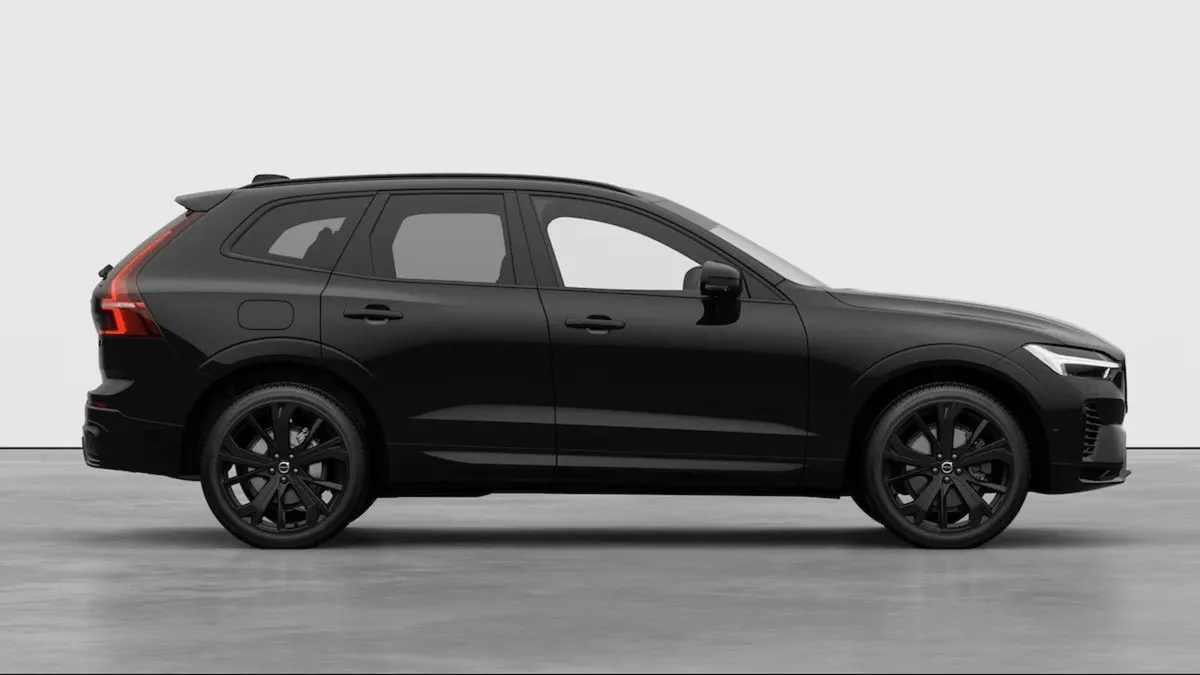 Volvo XC60 Onyx Black Xc60 Black Edition - Image 3