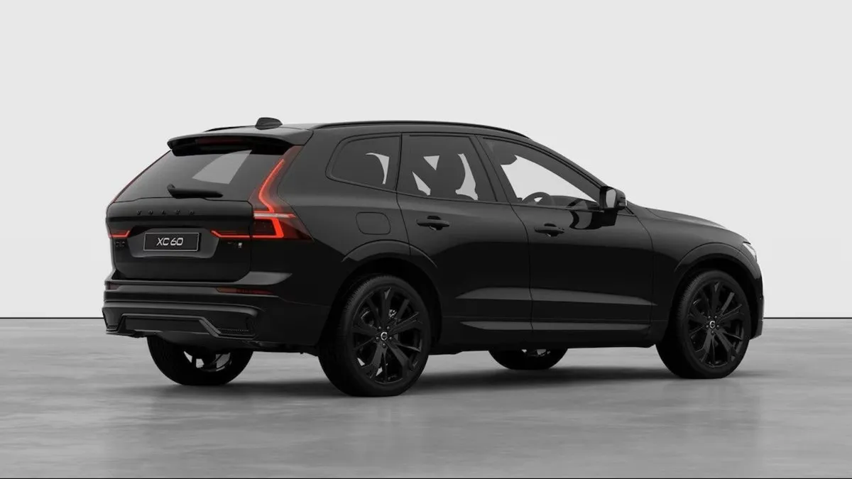Volvo XC60 Onyx Black Xc60 Black Edition - Image 4