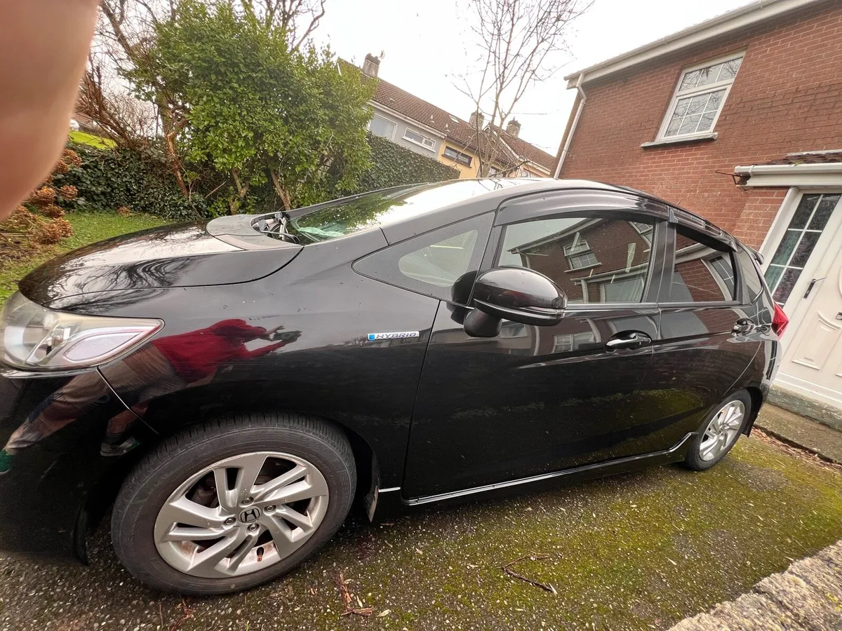 Honda Fit 1.5 hybrid - Image 4