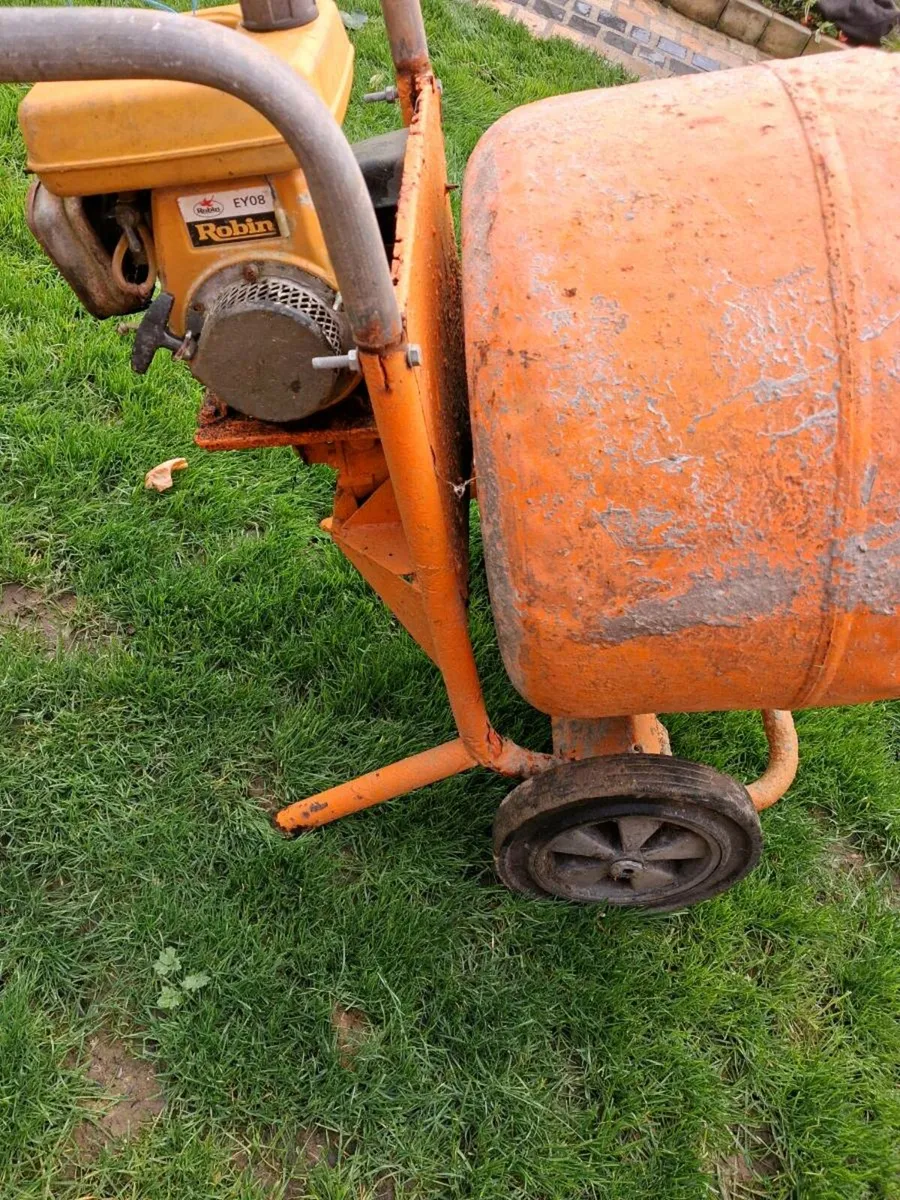 Cement mixer Robin - Image 3